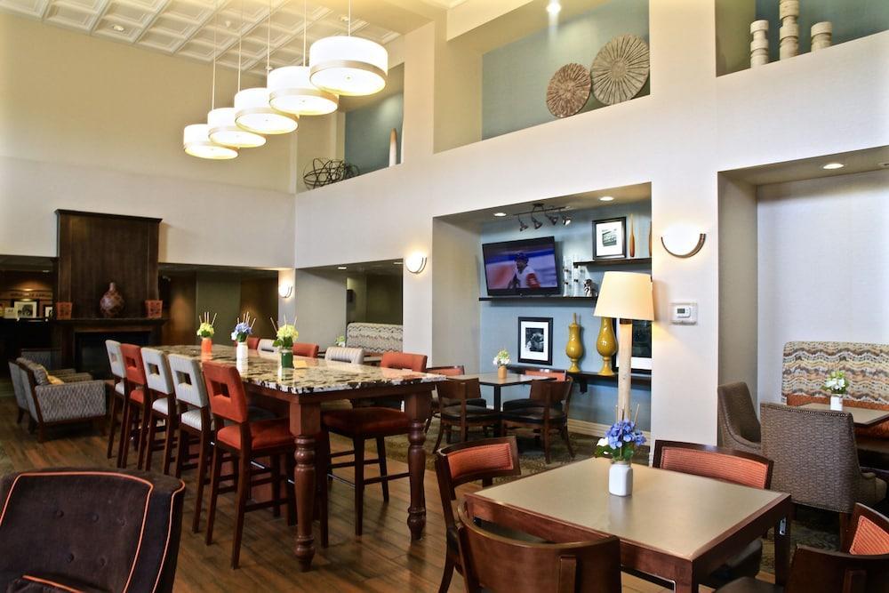 Hampton Inn & Suites Edmonton/West Luaran gambar