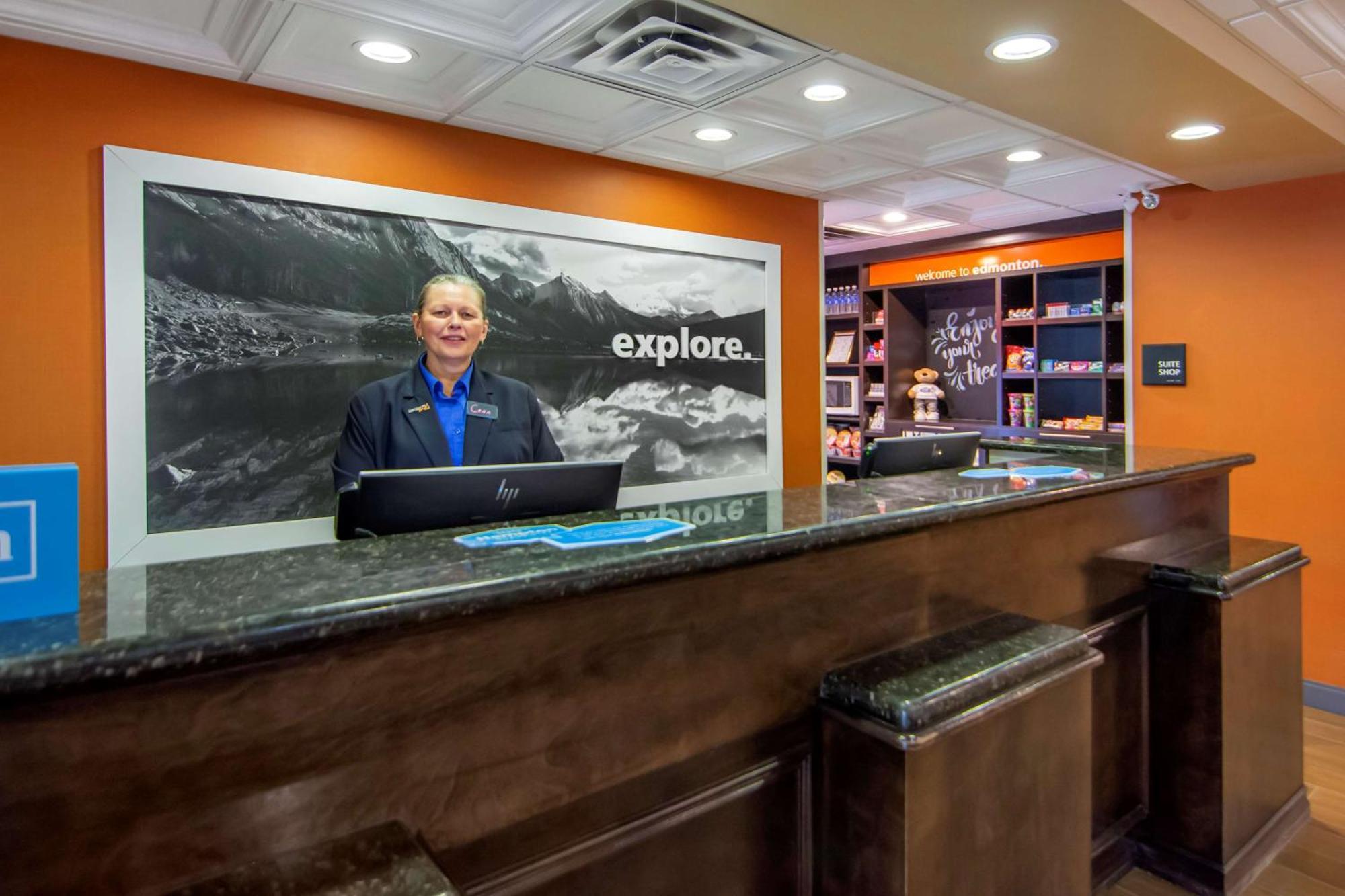 Hampton Inn & Suites Edmonton/West Luaran gambar